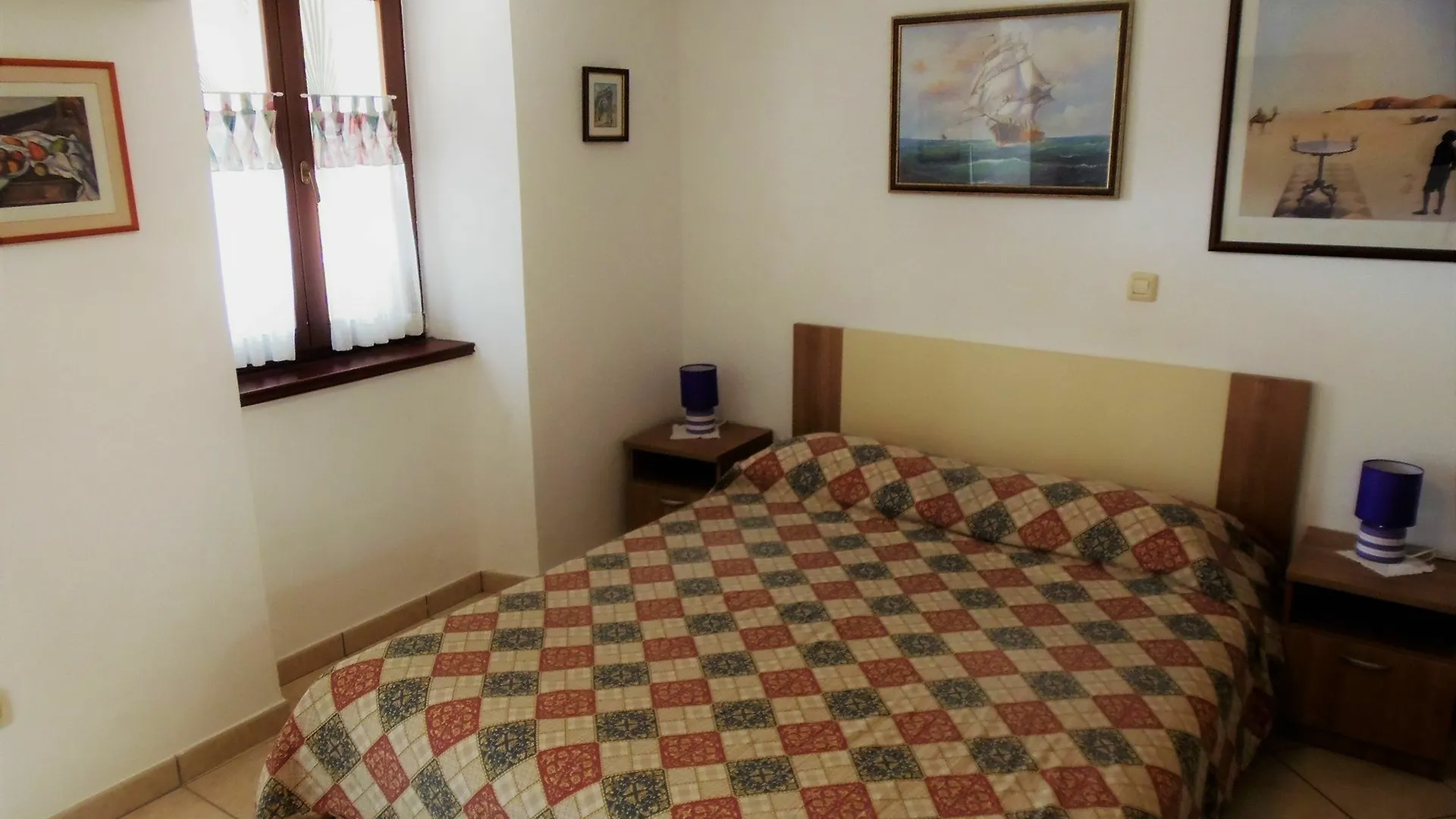 Apartment With 2 Rooms In Medulin, With Wonderful Sea View, Enclosed G  Medulin