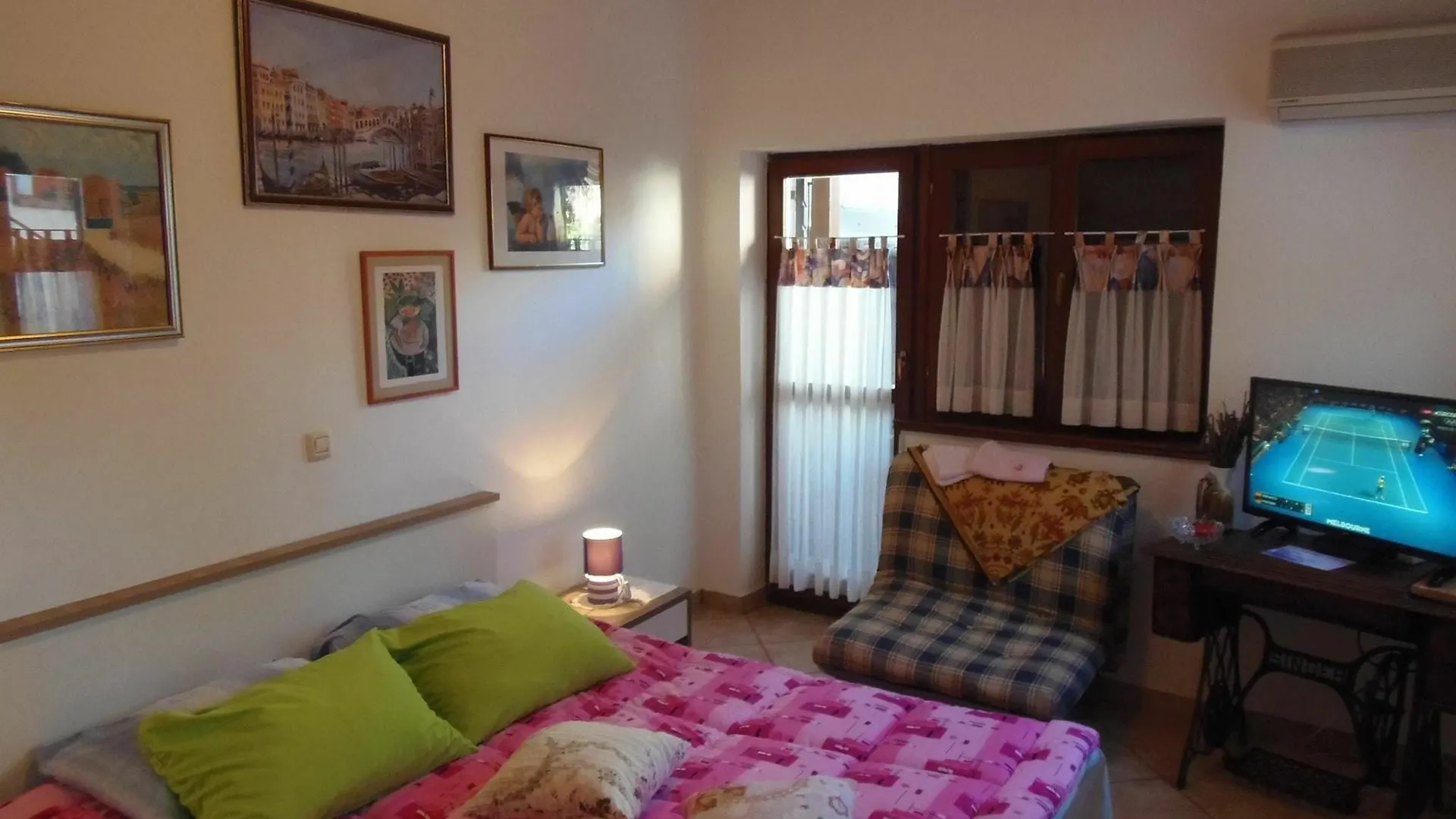 Apartment With 2 Rooms In Medulin, With Wonderful Sea View, Enclosed G Medulin