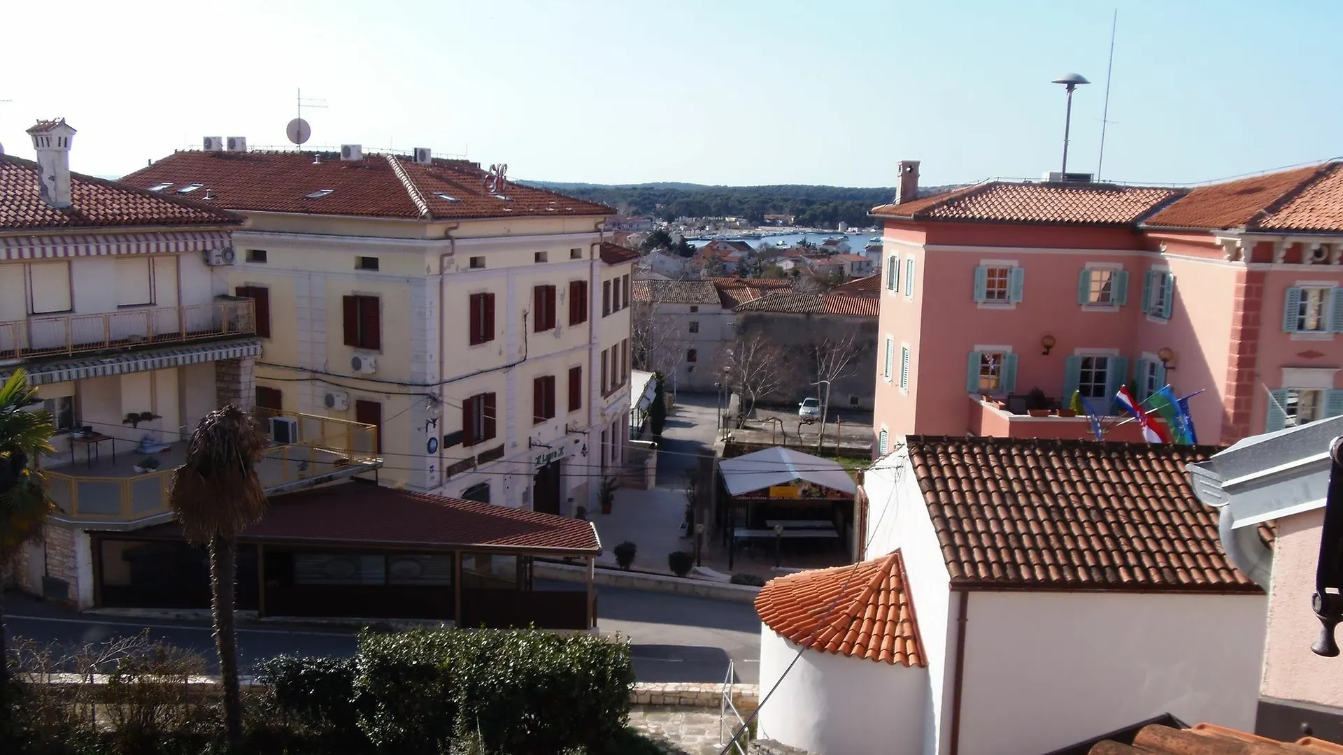 Apartment With 2 Rooms In Medulin, With Wonderful Sea View, Enclosed G 0*, Medulin